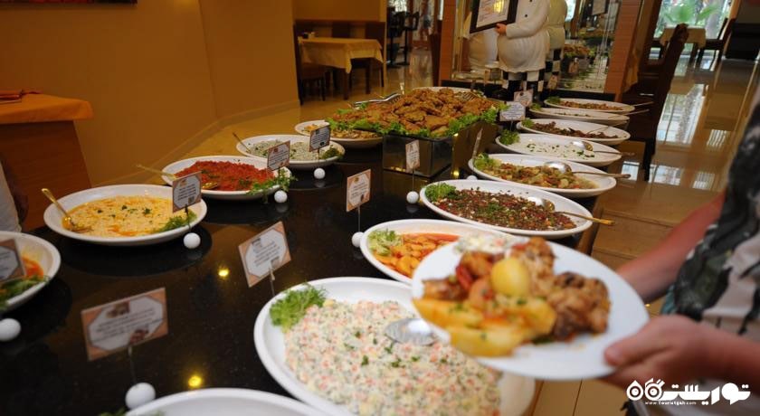 بوفه سلف سرویس هتل سوئیت لاگونا